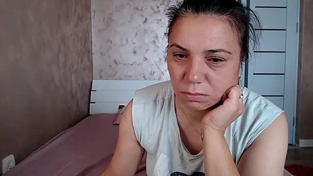 Snapshot of LorraGrey chatting on July 2026 03:34:02 AM LorraGrey online show from July 2026 03:34:02 AM