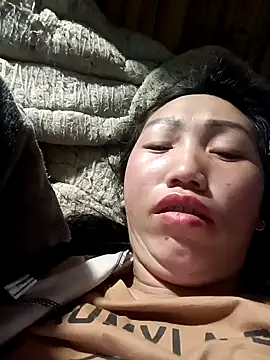 hot-luna- online show from February 2026 10:17:02 PM