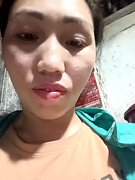 hot-luna- online show from February 2026 12:39:02 PM