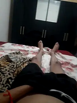 fernandessa online show from April 2026 04:50:02 AM