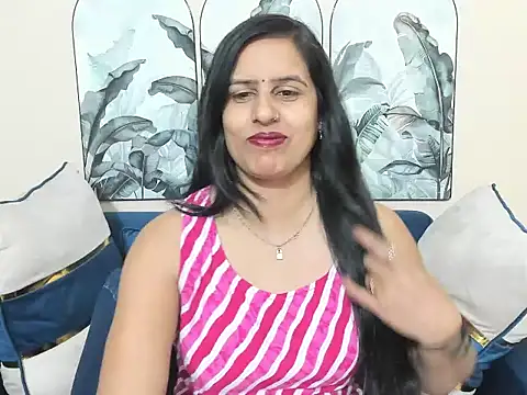 sara conorr online show from February 2026 04:38:01 AM