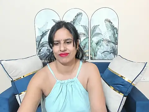 sara conorr online show from February 2026 04:53:02 AM