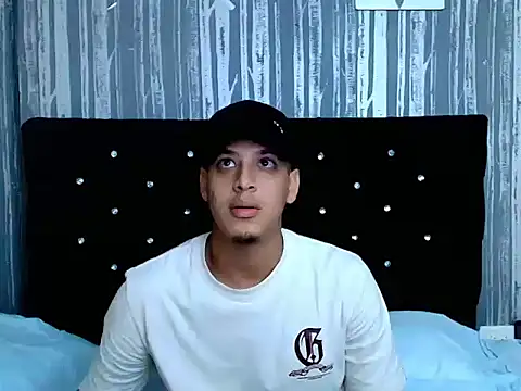 Noah Blackk online show from February 2026 02:00:02 PM