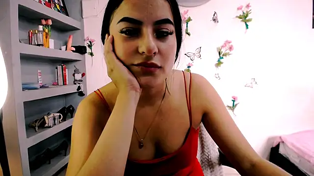 Snapshot of charlotte_petit_ chatting on February 2026 04:54:01 PM charlotte petit online show from February 2026 04:54:01 PM