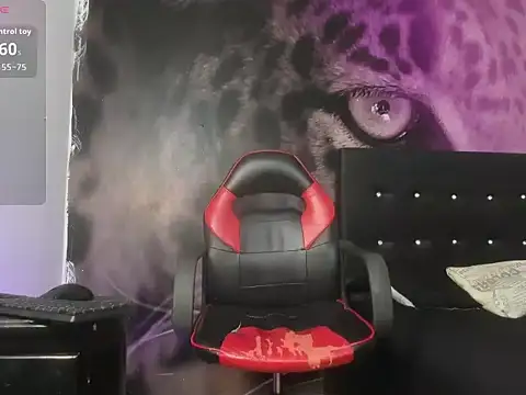 Snapshot of JERO_TEASE_S7S chatting on February 2026 07:07:01 PM JERO TEASE S7S online show from February 2026 07:07:01 PM