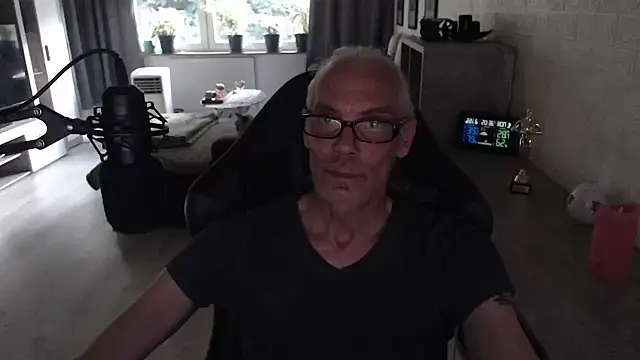 KoelnKoeln online show from June 2026 06:38:01 PM
