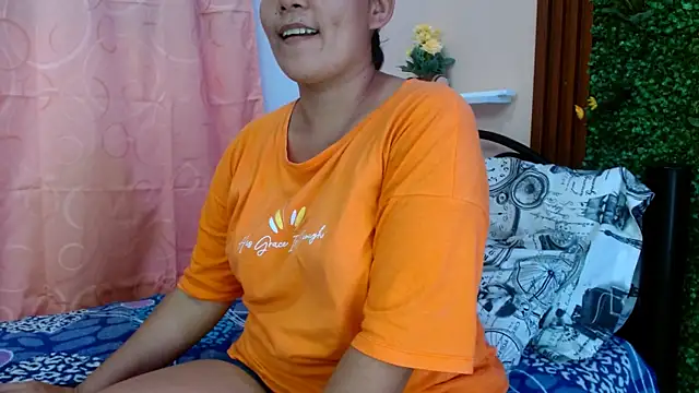 calimasalas2 online show from February 2026 09:27:01 PM