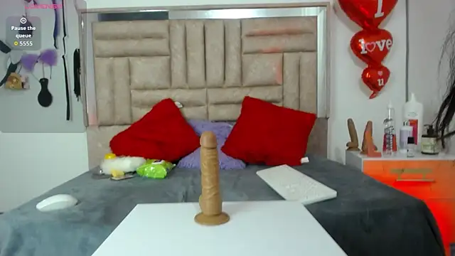 Bombom Lux online show from March 2026 04:06:02 AM