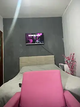 kiara secreta online show from February 2026 08:40:02 PM