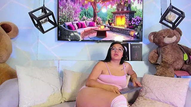 amy noa online show from February 2026 12:32:01 AM