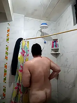 Erica  brooks online show from April 2026 01:06:01 AM