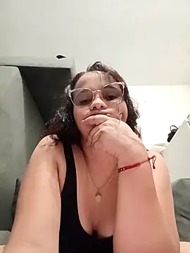 Snapshot of yeselu chatting on February 2026 08:15:01 PM yeselu online show from February 2026 08:15:01 PM