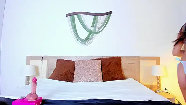 LiaJohnnson  online show from April 2026 04:19:01 AM