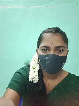 Snapshot of Tamil_Hot_Shana chatting on May 2026 04:52:01 AM Tamil Hot Shana online show from May 2026 04:52:01 AM