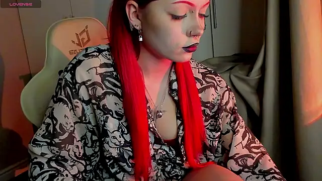 Leah Castro online show from March 2026 03:41:01 PM