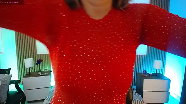 Snapshot of milfsecret69 chatting on June 2026 10:42:02 AM milfsecret69 online show from June 2026 10:42:02 AM