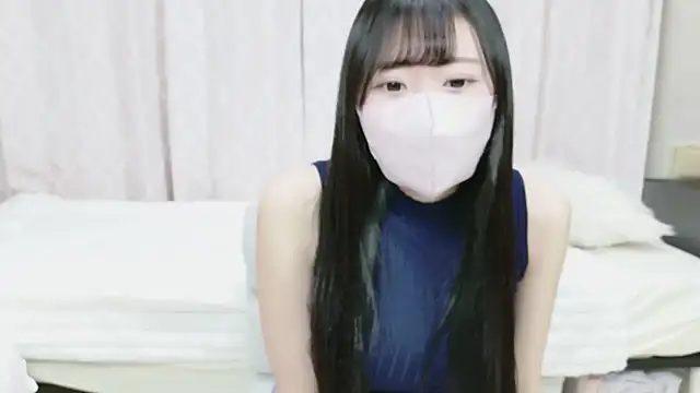 Snapshot of MOE_o0 chatting on February 2026 09:04:02 AM MOE o0 online show from February 2026 09:04:02 AM