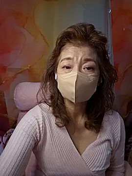 Snapshot of URAN429 chatting on February 2026 05:48:02 AM URAN429 online show from February 2026 05:48:02 AM