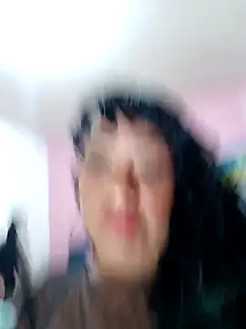 Snapshot of SabrinaColin chatting on February 2026 03:33:01 AM SabrinaColin online show from February 2026 03:33:01 AM