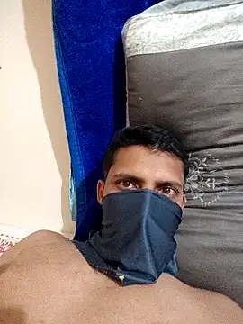 delvin92 online show from February 2026 06:18:01 PM