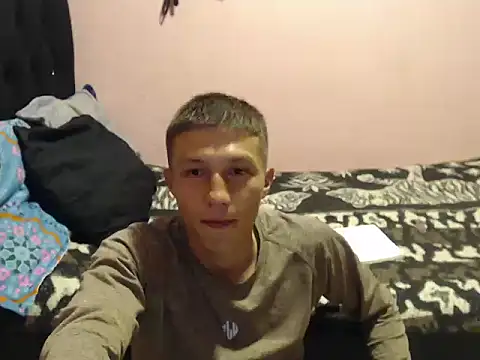 Snapshot of Cronos_Hot_8 chatting on February 2026 11:37:02 AM Cronos Hot 8 online show from February 2026 11:37:02 AM