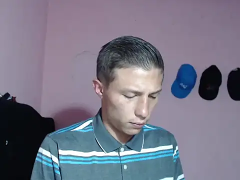 Snapshot of Cronos_Hot_8 chatting on February 2026 08:55:02 AM Cronos Hot 8 online show from February 2026 08:55:02 AM