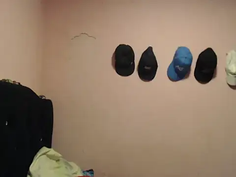 Snapshot of Cronos_Hot_8 chatting on February 2026 11:39:02 AM Cronos Hot 8 online show from February 2026 11:39:02 AM