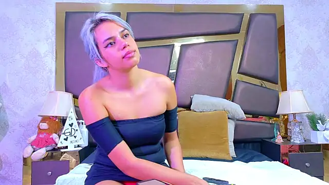 AlanaHouston online show from April 2026 04:39:02 AM