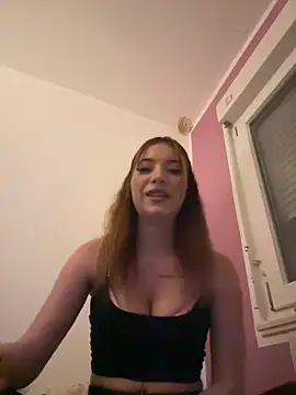 Snapshot of SofieKayla chatting on April 2026 09:21:02 PM SofieKayla online show from April 2026 09:21:02 PM