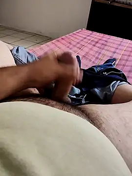 Carlos0294 online show from April 2026 08:48:01 PM