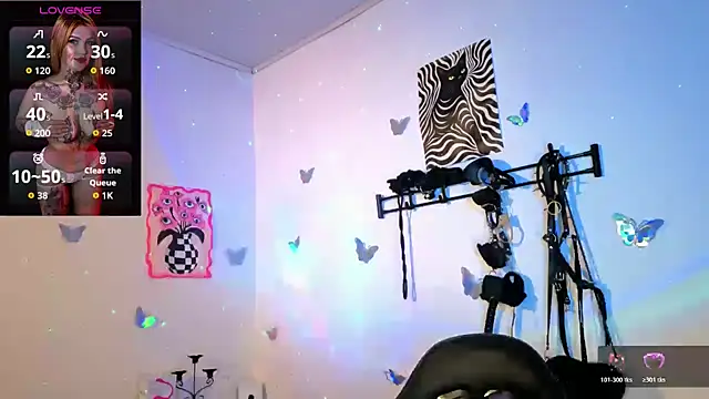 Zoeee 001 online show from March 2026 05:57:01 AM