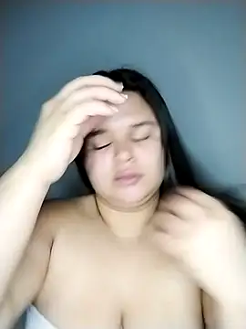 SamanthaStonee online show from April 2026 03:34:01 AM