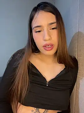 Snapshot of romyamo chatting on February 2026 04:19:01 AM romyamo online show from February 2026 04:19:01 AM