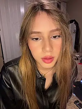 Snapshot of romyamo chatting on April 2026 01:23:02 AM romyamo online show from April 2026 01:23:02 AM