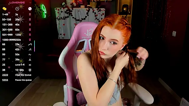 Snapshot of MiraBoom chatting on February 2026 10:30:02 PM MiraBoom online show from February 2026 10:30:02 PM