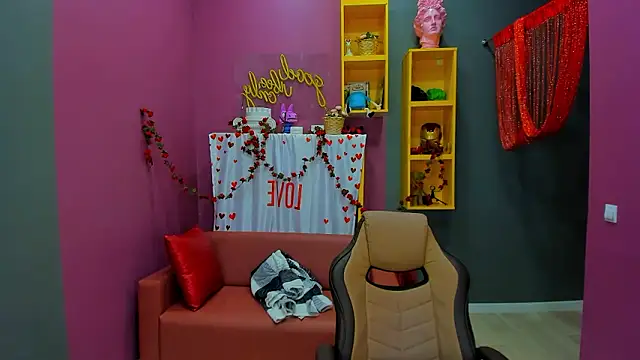 Snapshot of MiraBoom chatting on March 2026 09:28:01 PM MiraBoom online show from March 2026 09:28:01 PM