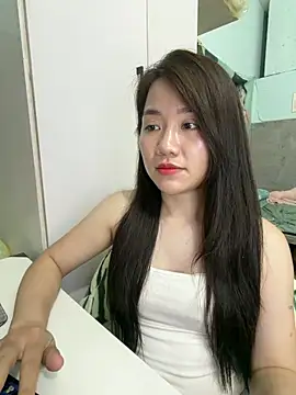 Snapshot of Amy8386 chatting on June 2026 06:52:02 AM Amy8386 online show from June 2026 06:52:02 AM