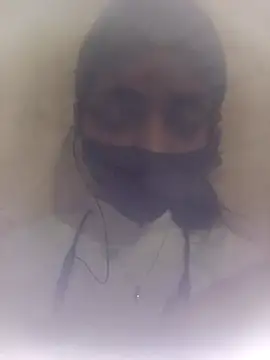 queen gairl online show from March 2026 07:37:02 AM