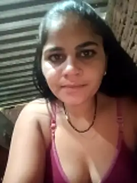 Snapshot of Nisha_011 chatting on February 2026 05:11:02 AM Nisha 011 online show from February 2026 05:11:02 AM