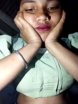 Snapshot of Nisha_011 chatting on February 2026 10:21:01 PM Nisha 011 online show from February 2026 10:21:01 PM