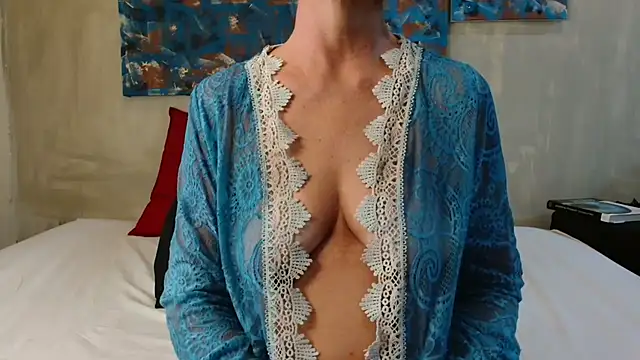 AyvaCarter online show from April 2026 09:14:02 AM