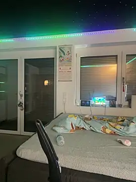 Snapshot of Just-Lilly chatting on February 2026 06:19:01 PM Just-Lilly online show from February 2026 06:19:01 PM