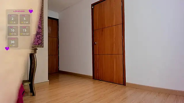 SilvanaBombshell online show from April 2026 01:41:01 PM