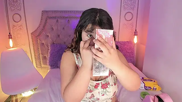 Honny Blaice  online show from March 2026 12:52:02 PM