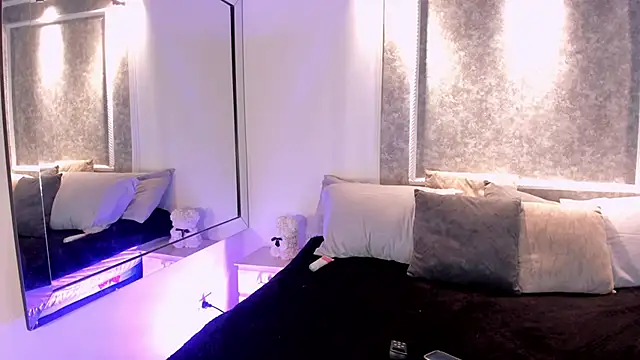 Snapshot of celestesun23 chatting on February 2026 12:37:02 AM celestesun23 online show from February 2026 12:37:02 AM