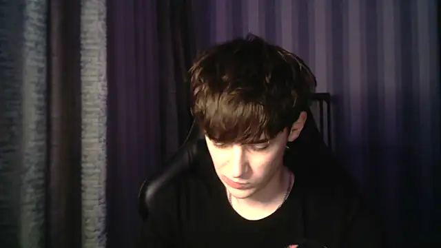 Snapshot of Sweet_Dude chatting on February 2026 06:04:01 PM Sweet Dude online show from February 2026 06:04:01 PM