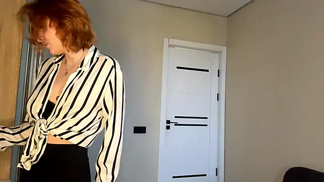 LuxuryRita online show from February 2026 02:25:02 PM