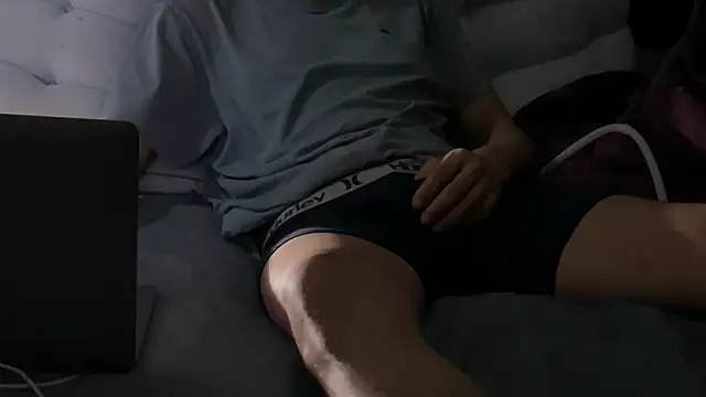 Mardelrey online show from April 2026 07:30:02 PM