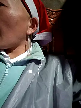 baby 112233 online show from February 2026 11:30:01 AM