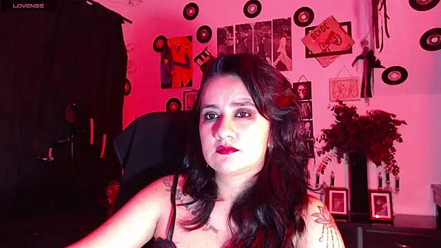 Darkyll33 online show from June 2026 05:21:02 AM